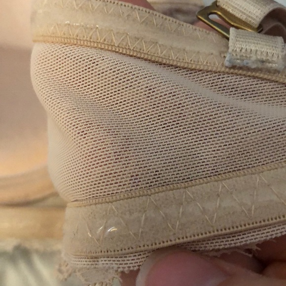 Cream push-up bra w/removable straps 34D - Picture 7 of 8